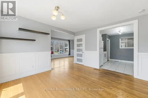 1279 Adirondack Drive Ottawa ON K2C 2V7