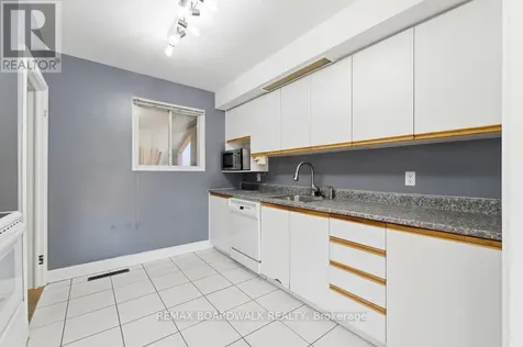 1279 Adirondack Drive Ottawa ON K2C 2V7