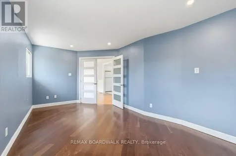 1279 Adirondack Drive Ottawa ON K2C 2V7
