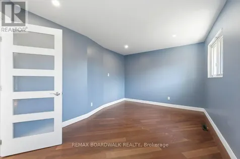 1279 Adirondack Drive Ottawa ON K2C 2V7