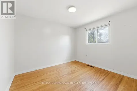 1279 Adirondack Drive Ottawa ON K2C 2V7