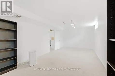 1279 Adirondack Drive Ottawa ON K2C 2V7