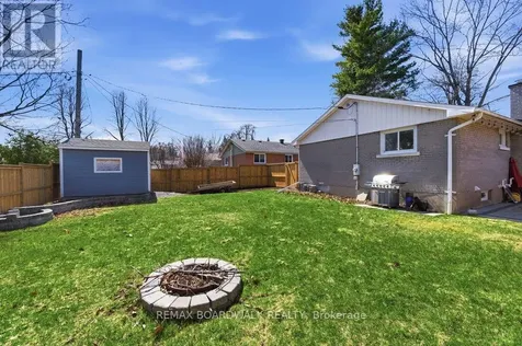 1279 Adirondack Drive Ottawa ON K2C 2V7