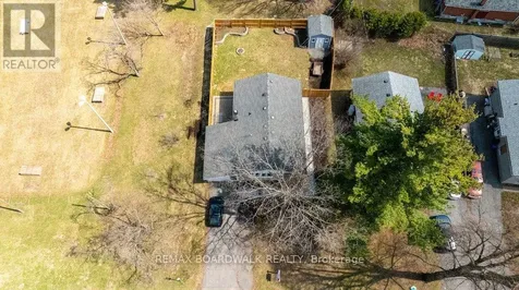 1279 Adirondack Drive Ottawa ON K2C 2V7
