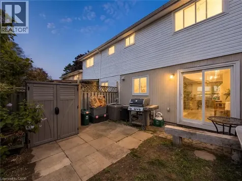 724 Parkview Crescent Cambridge ON N3H 4X9