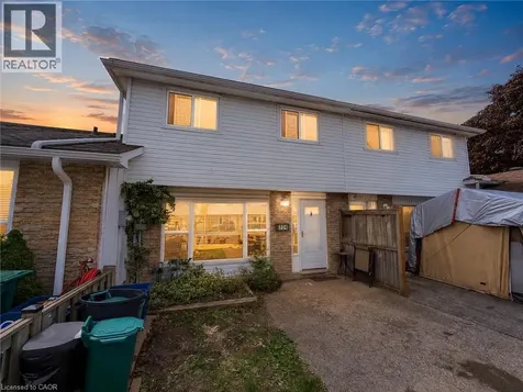 724 Parkview Crescent Cambridge ON N3H 4X9