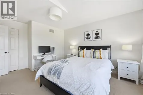 5444 Sundial Road Burlington ON L7L 7N1