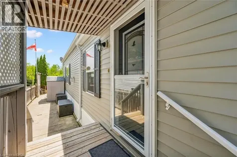 56 Ash Ave Avenue Puslinch ON N0B 2J0