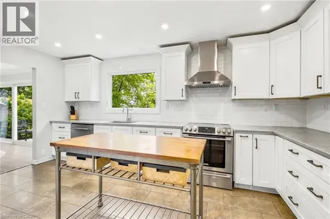 14 Leslie Drive Stoney Creek ON L8G 2P9