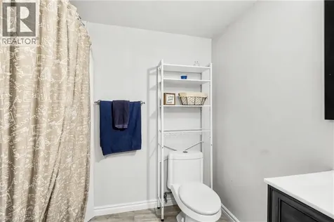 14 Leslie Drive Stoney Creek ON L8G 2P9