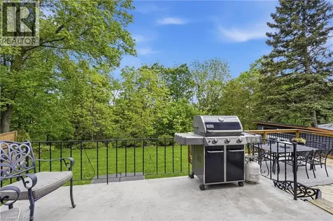 14 Leslie Drive Stoney Creek ON L8G 2P9