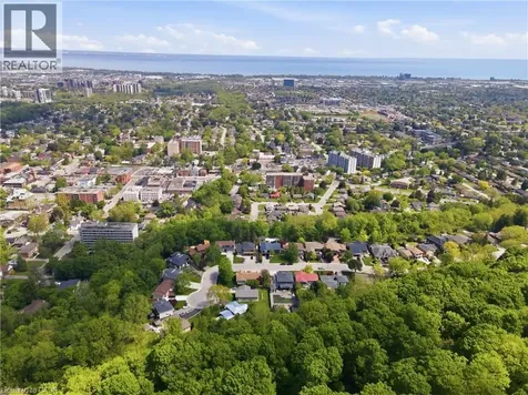 14 Leslie Drive Stoney Creek ON L8G 2P9