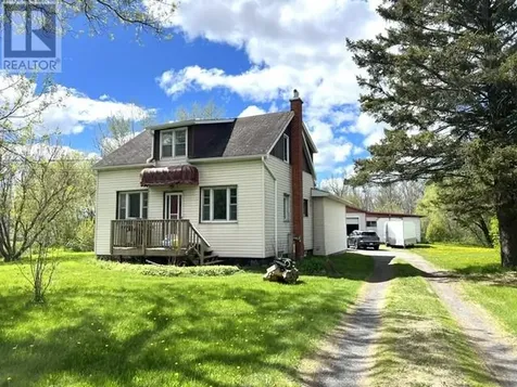 8630 Highway 17 Markstay-warren ON P0H 2N0
