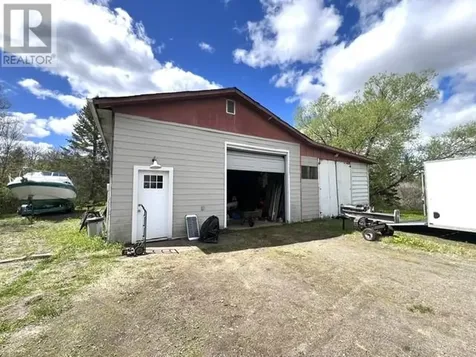 8630 Highway 17 Markstay-warren ON P0H 2N0