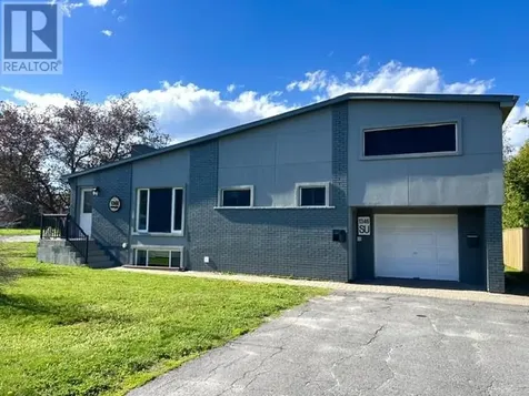 1346 Wedgewood Drive Greater Sudbury ON P3A 3E4