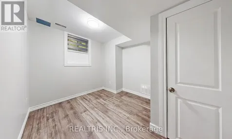 85 Eaglecrest Street Kitchener ON N2K 0C7