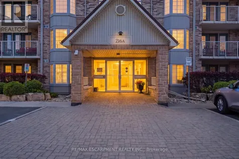 216 Plains Road West Burlington (bayview) ON L7T 4M3