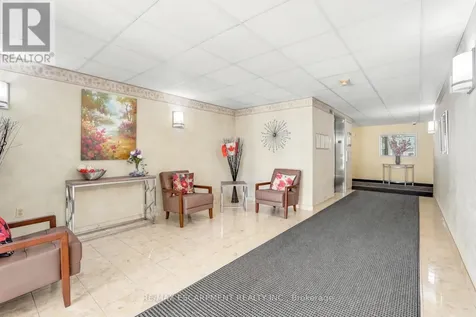 216 Plains Road West Burlington (bayview) ON L7T 4M3