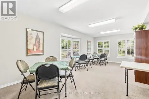 216 Plains Road West Burlington (bayview) ON L7T 4M3