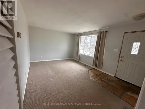 14 Locke Avenue St. Thomas ON N5P 3X2