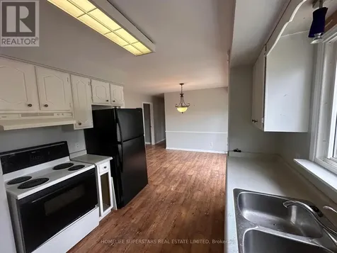 14 Locke Avenue St. Thomas ON N5P 3X2