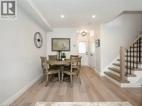 2448 Wooden Hill Circle Oakville ON L6M 4E3