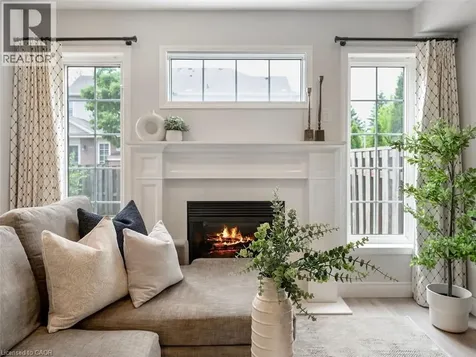 2448 Wooden Hill Circle Oakville ON L6M 4E3