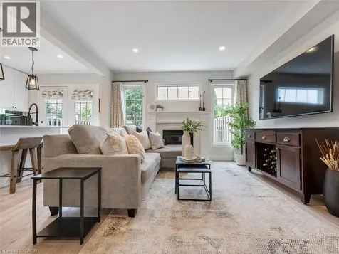 2448 Wooden Hill Circle Oakville ON L6M 4E3