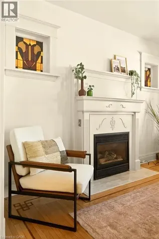 106 Grosvenor Avenue North Hamilton ON L8L 7S6