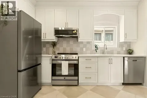 106 Grosvenor Avenue North Hamilton ON L8L 7S6