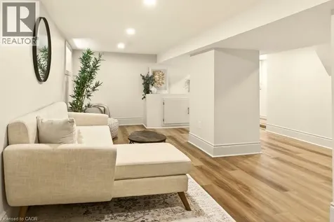 106 Grosvenor Avenue North Hamilton ON L8L 7S6