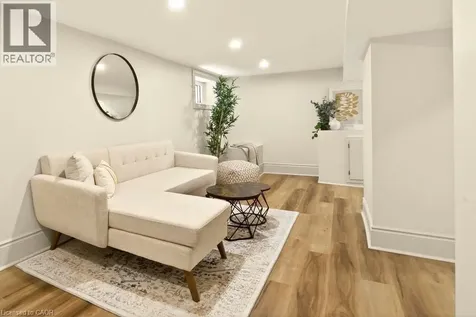 106 Grosvenor Avenue North Hamilton ON L8L 7S6
