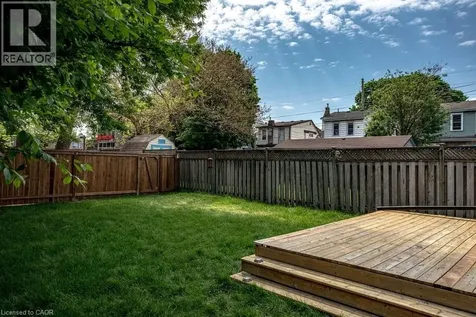 106 Grosvenor Avenue North Hamilton ON L8L 7S6