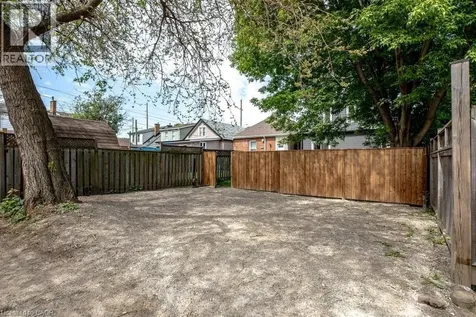 106 Grosvenor Avenue North Hamilton ON L8L 7S6