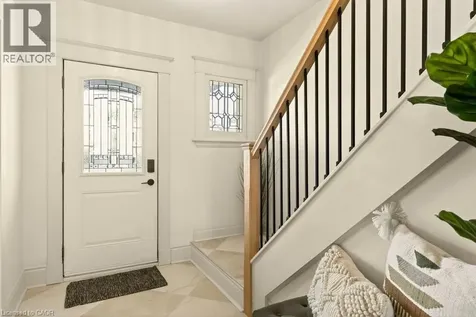 106 Grosvenor Avenue North Hamilton ON L8L 7S6