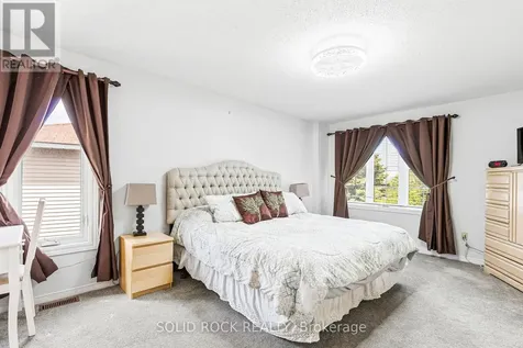 30 Rowe Drive Ottawa ON K2L 3Y3