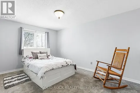 30 Rowe Drive Ottawa ON K2L 3Y3