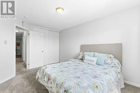 30 Rowe Drive Ottawa ON K2L 3Y3