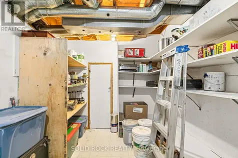 30 Rowe Drive Ottawa ON K2L 3Y3