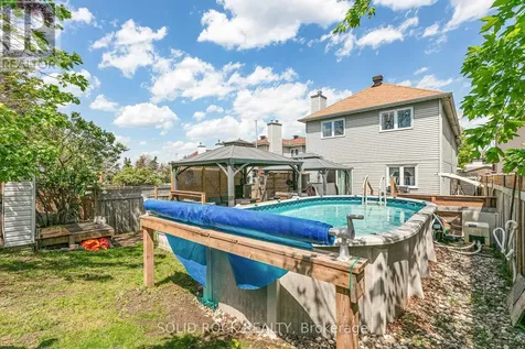 30 Rowe Drive Ottawa ON K2L 3Y3
