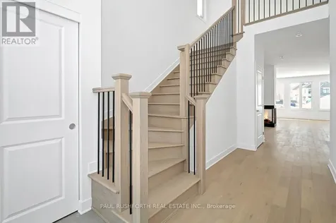 623 Miikana Road Ottawa ON K1X 0G5