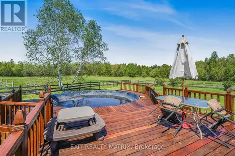 6416 Saumure Road Ottawa ON K0A 2M0