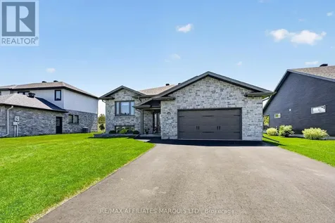 2140 Burke Avenue Cornwall ON K6H 5B4