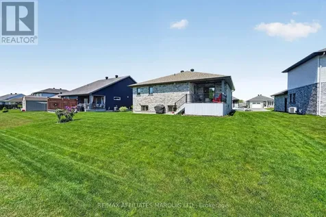 2140 Burke Avenue Cornwall ON K6H 5B4