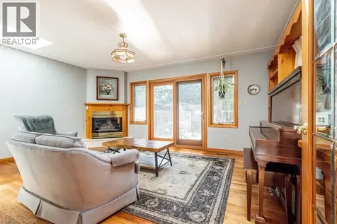 73 Barclay Street Hamilton ON L8S 1P3