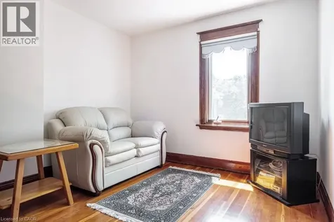 73 Barclay Street Hamilton ON L8S 1P3
