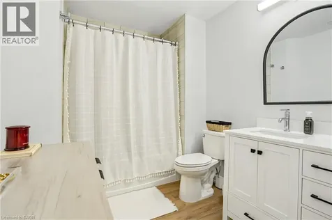5055 Greenlane Road Beamsville ON L3J 2J3