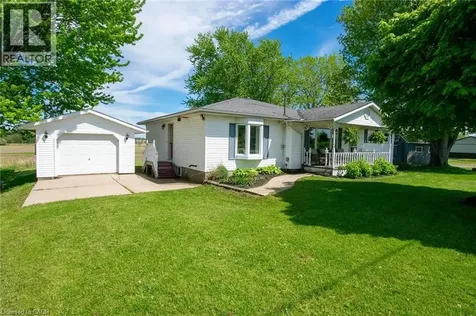 44 Pyle Road Lowbanks ON N0A 1K0