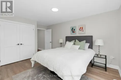 89 Lightfoot Drive Orillia ON L3V 7L8