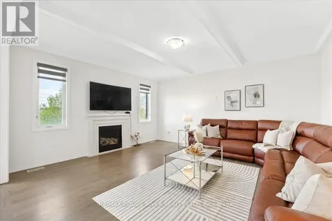 39 Armilia Place Whitby ON L1P 0P8